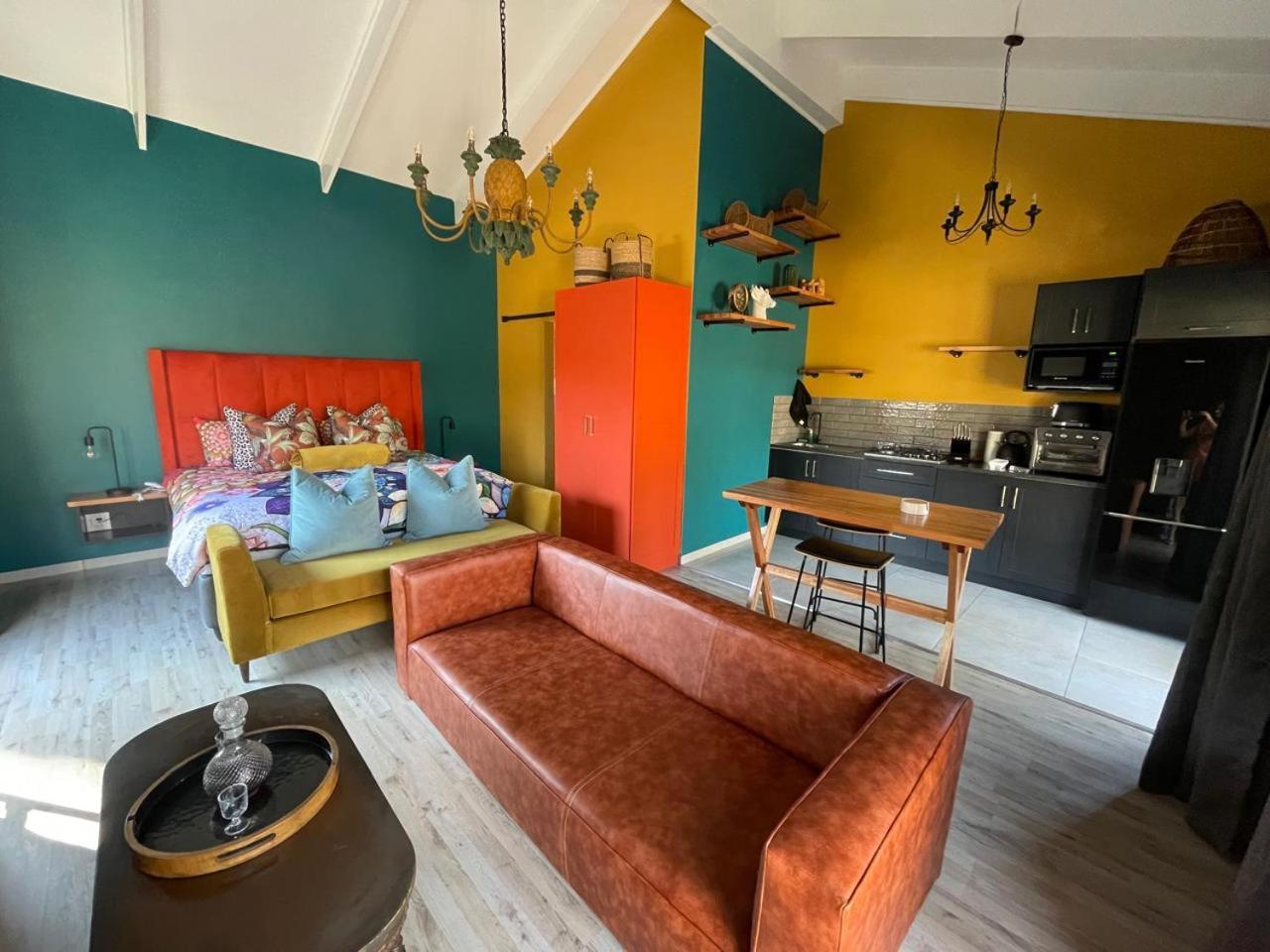 Periwinkle, Grove ,Acorn & Sage Cottages Clarens Pokoj fotografie