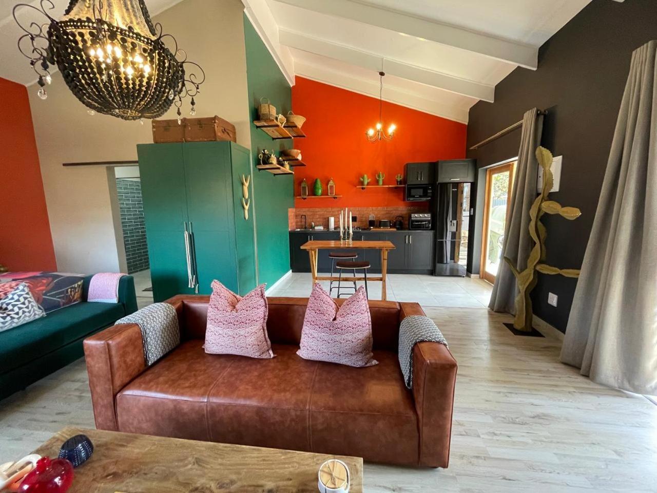 Periwinkle, Grove ,Acorn & Sage Cottages Clarens Pokoj fotografie
