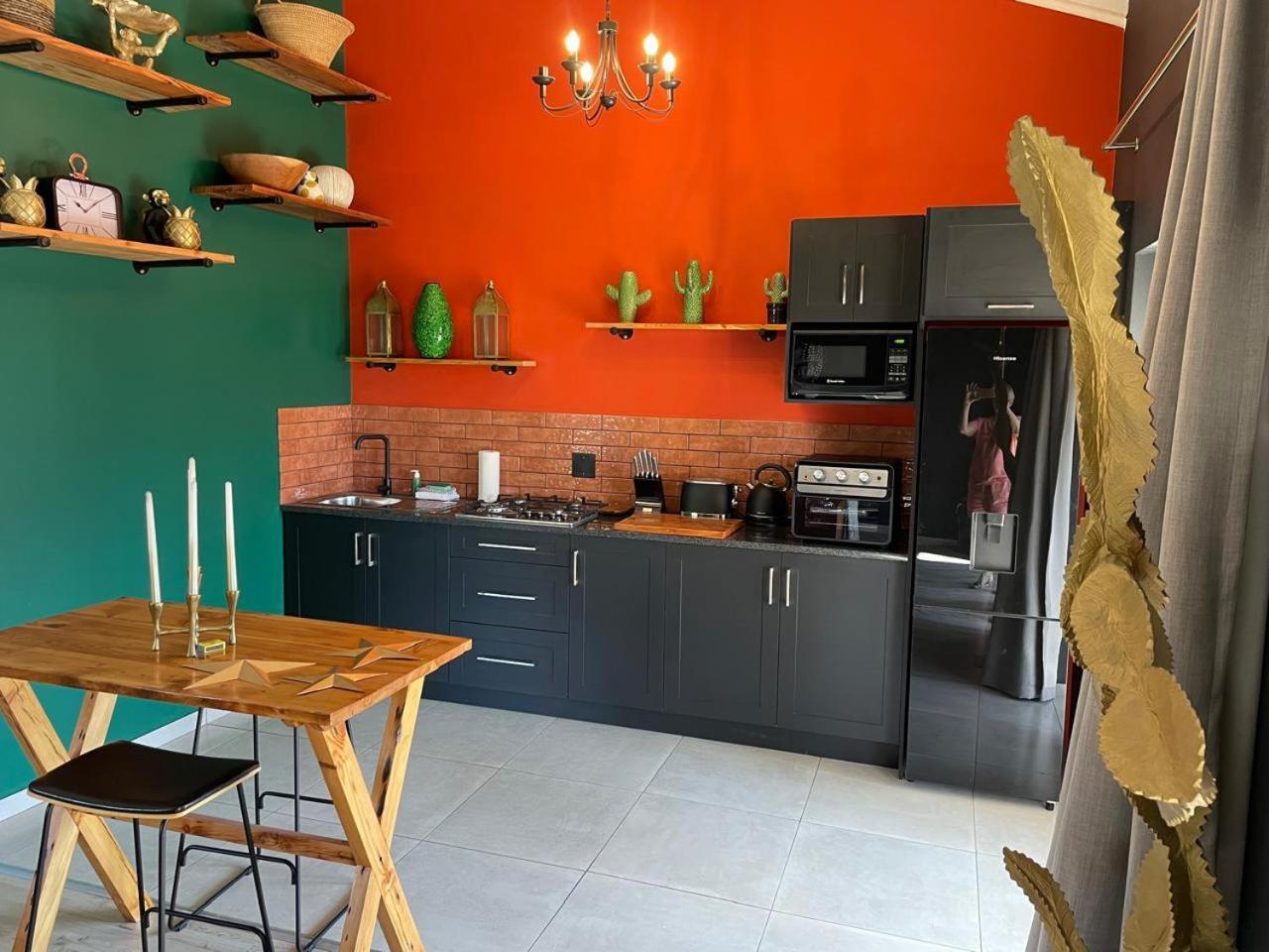 Periwinkle, Grove ,Acorn & Sage Cottages Clarens Pokoj fotografie