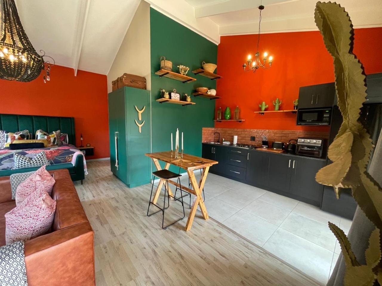 Periwinkle, Grove ,Acorn & Sage Cottages Clarens Pokoj fotografie