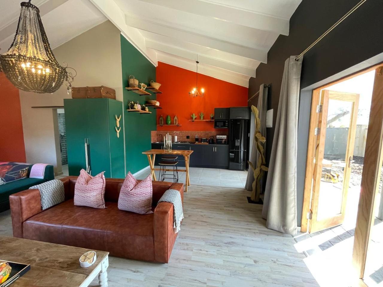 Periwinkle, Grove ,Acorn & Sage Cottages Clarens Pokoj fotografie